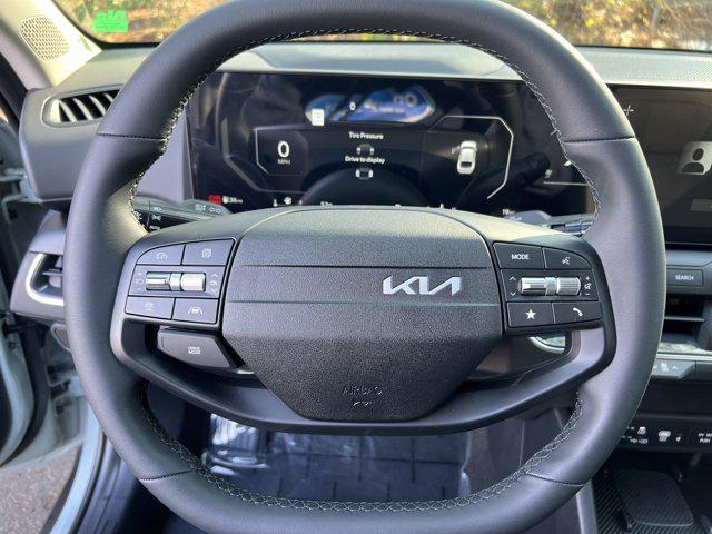 new 2025 Kia K4 car, priced at $24,340