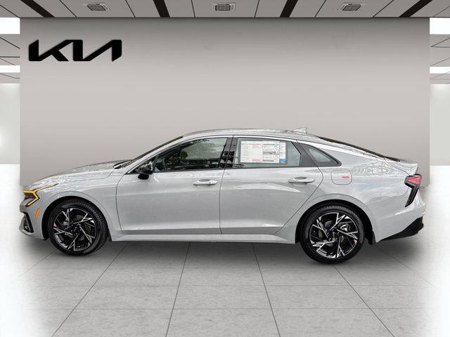 new 2025 Kia K5 car, priced at $30,525