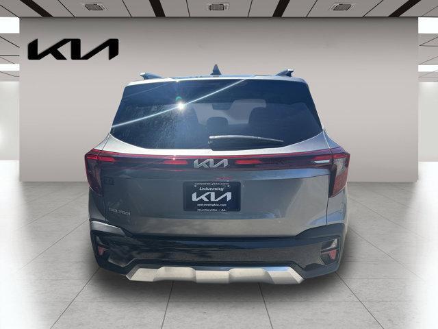 new 2025 Kia Seltos car, priced at $27,700