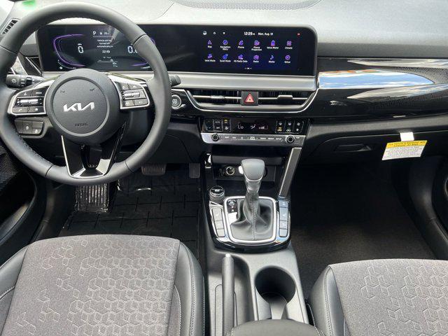 new 2025 Kia Seltos car, priced at $27,425