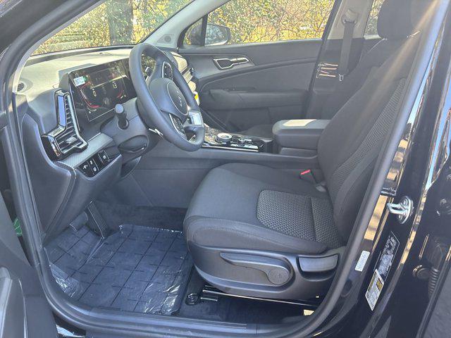 new 2025 Kia Sportage Hybrid car, priced at $29,990