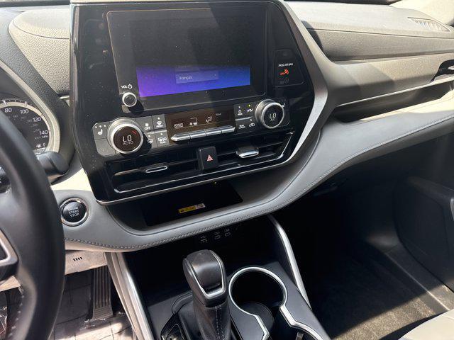 used 2023 Toyota Highlander car, priced at $34,895