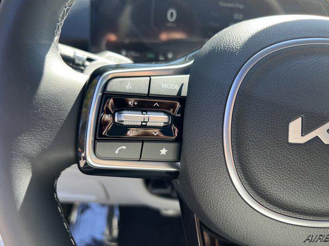 new 2025 Kia Sorento Hybrid car, priced at $45,490