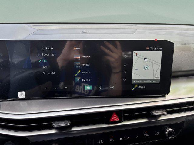 new 2025 Kia Sorento car, priced at $36,705