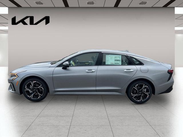 new 2025 Kia K5 car, priced at $30,025