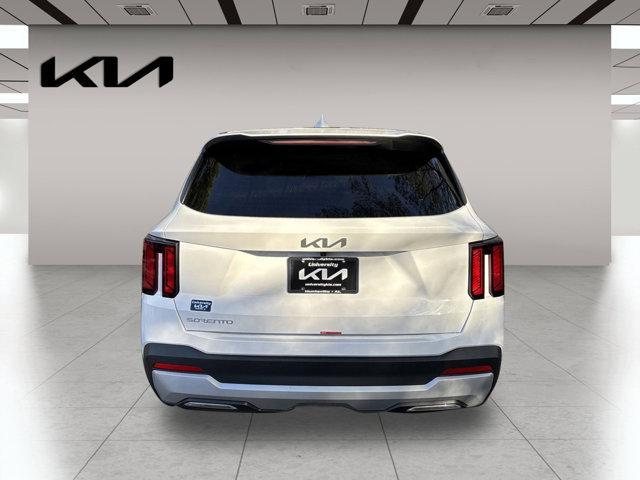 new 2025 Kia Sorento car, priced at $32,125