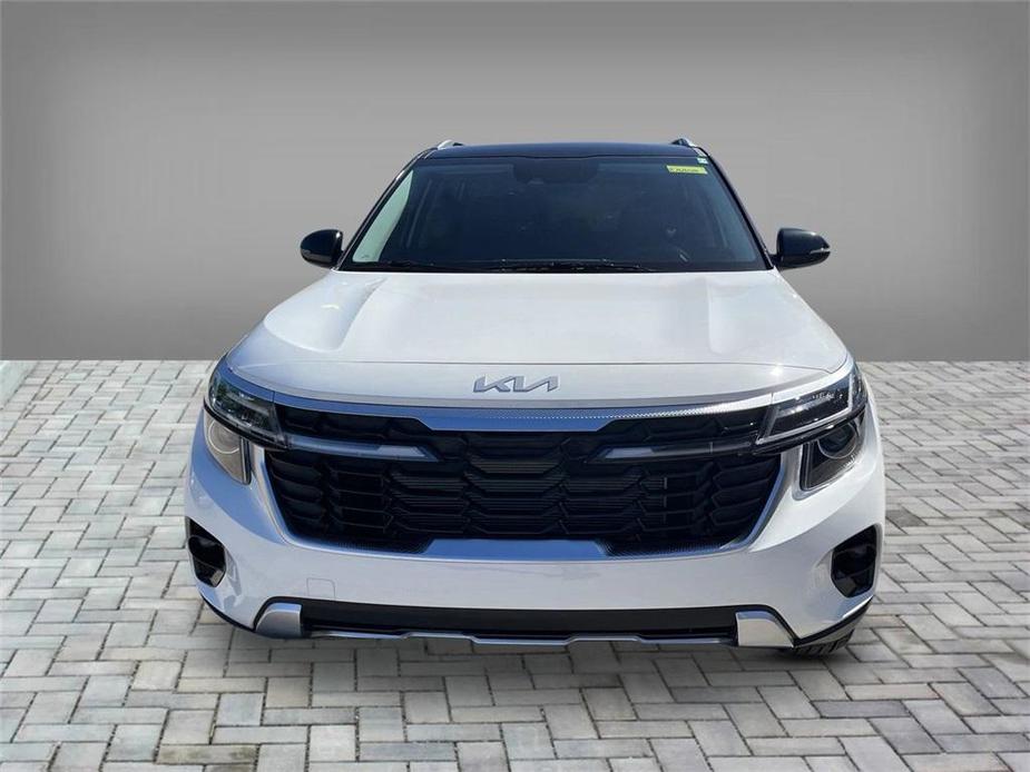 new 2024 Kia Seltos car, priced at $28,860