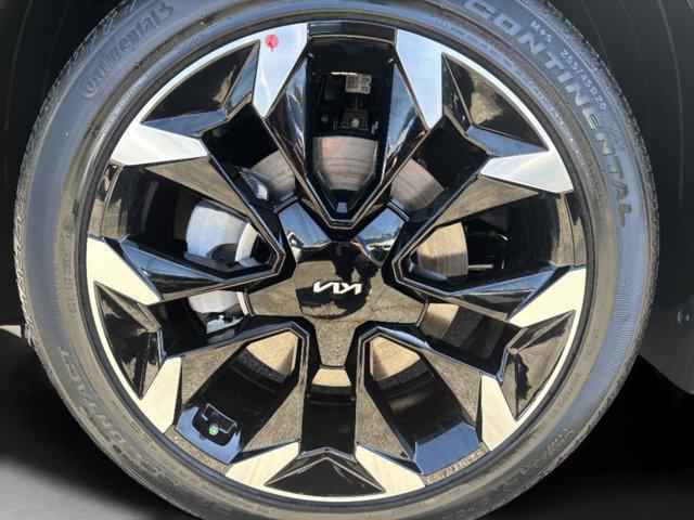 new 2025 Kia Sorento car, priced at $40,210