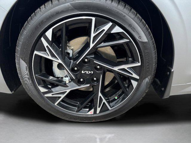 new 2025 Kia K5 car, priced at $31,640