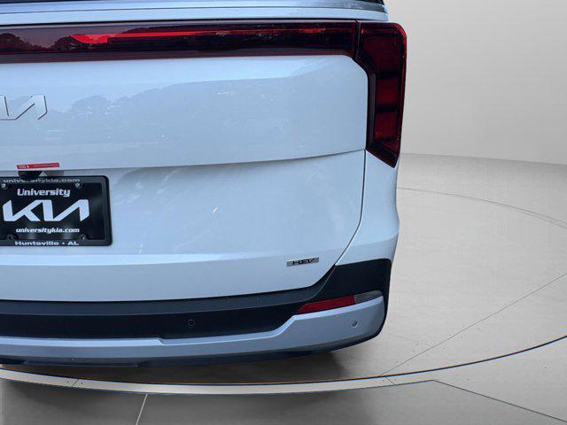 new 2026 Kia Carnival Hybrid car, priced at $44,865