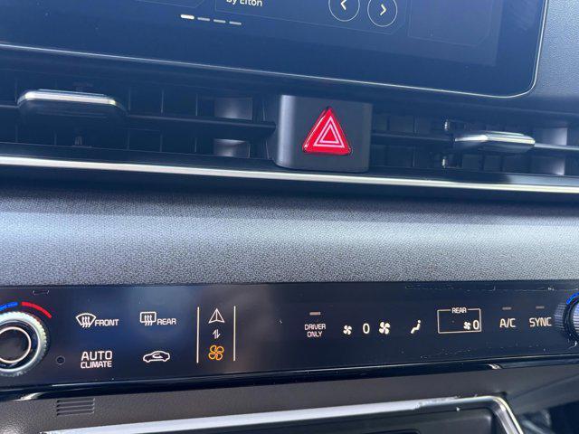 new 2026 Kia Carnival Hybrid car, priced at $44,865