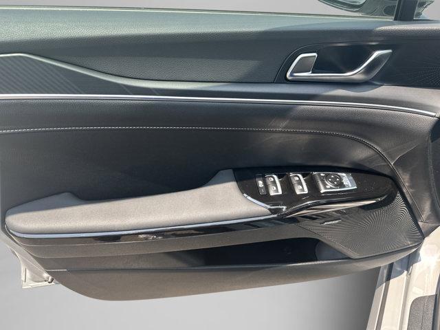 new 2025 Kia K5 car, priced at $32,745