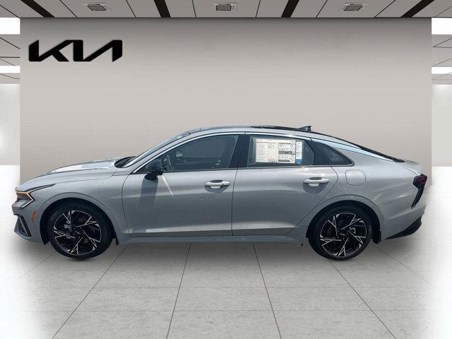 new 2025 Kia K5 car, priced at $32,995