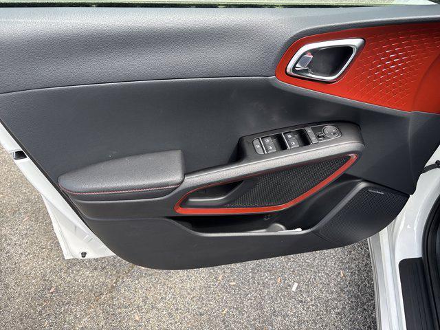 new 2025 Kia Soul car, priced at $28,105