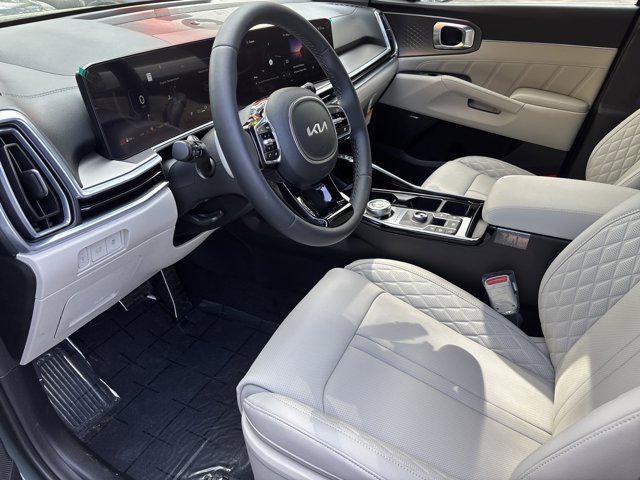 new 2025 Kia Sorento Hybrid car, priced at $45,990