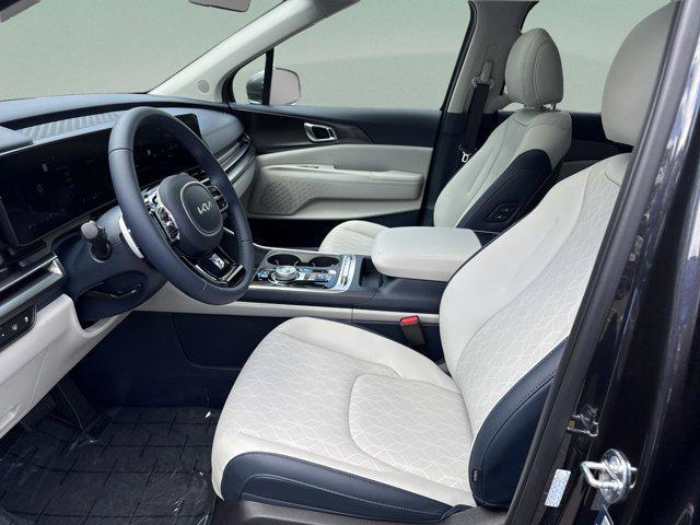 new 2025 Kia Carnival Hybrid car, priced at $49,035