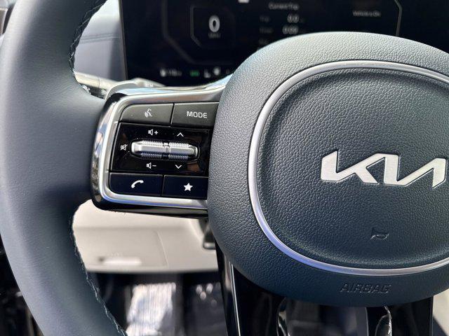 new 2025 Kia Carnival Hybrid car, priced at $49,035