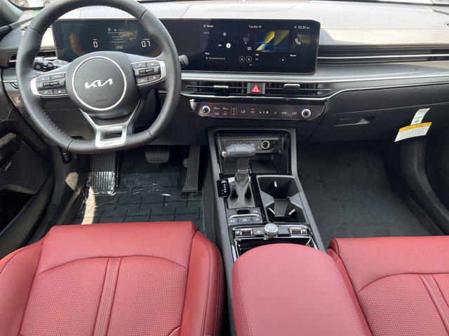 new 2025 Kia K5 car, priced at $31,540