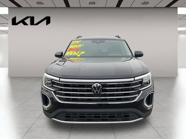 used 2024 Volkswagen Atlas car, priced at $34,295