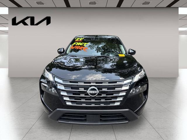 used 2024 Nissan Rogue car, priced at $27,895