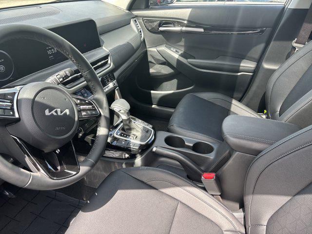 new 2025 Kia Seltos car, priced at $28,095