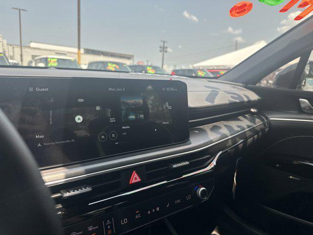 new 2025 Kia K5 car, priced at $32,995