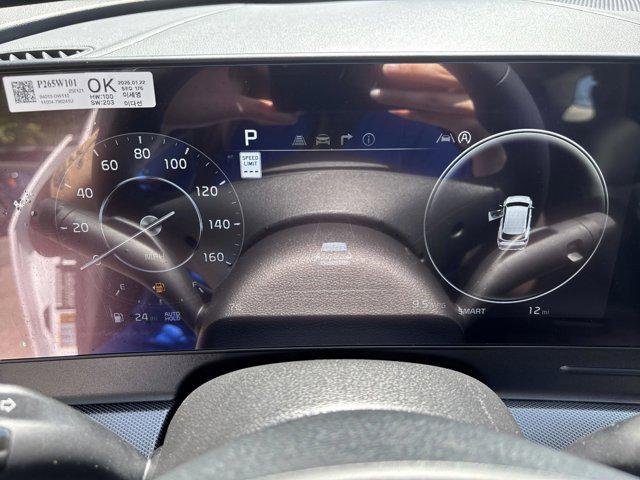 new 2025 Kia Sportage car, priced at $33,400