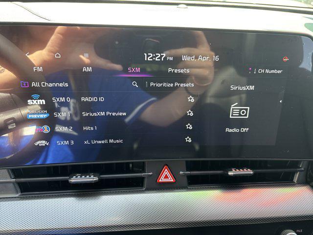 new 2025 Kia Sportage car, priced at $33,400
