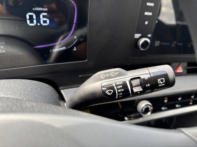 new 2025 Kia Sportage car, priced at $29,530