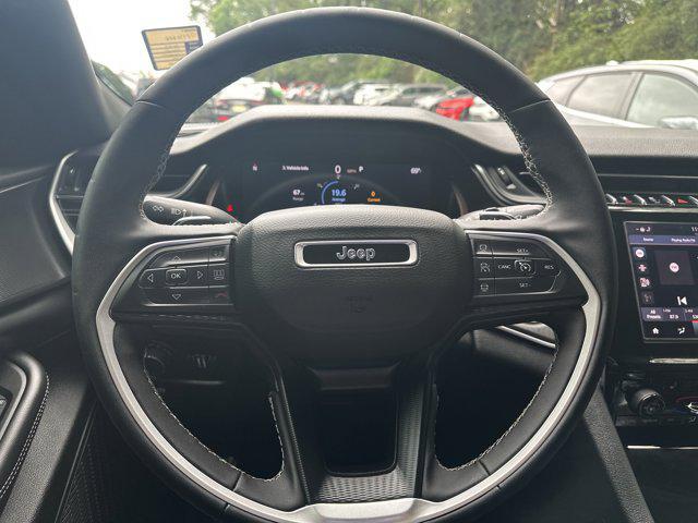 used 2024 Jeep Grand Cherokee car, priced at $32,995
