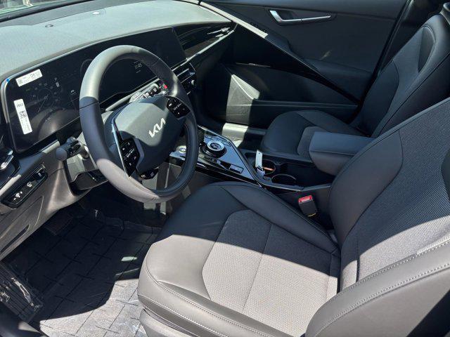 new 2025 Kia Niro EV car, priced at $33,520