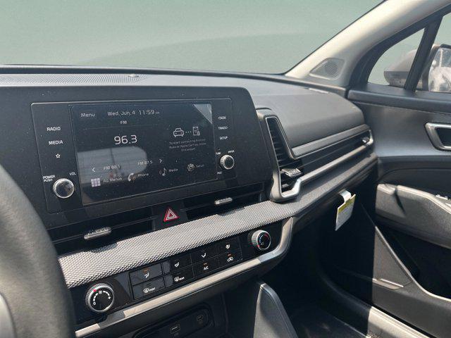 new 2025 Kia Sportage car, priced at $30,055