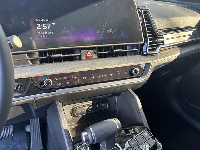 new 2025 Kia Sportage car, priced at $32,355