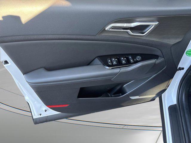 new 2025 Kia Sportage car, priced at $32,355