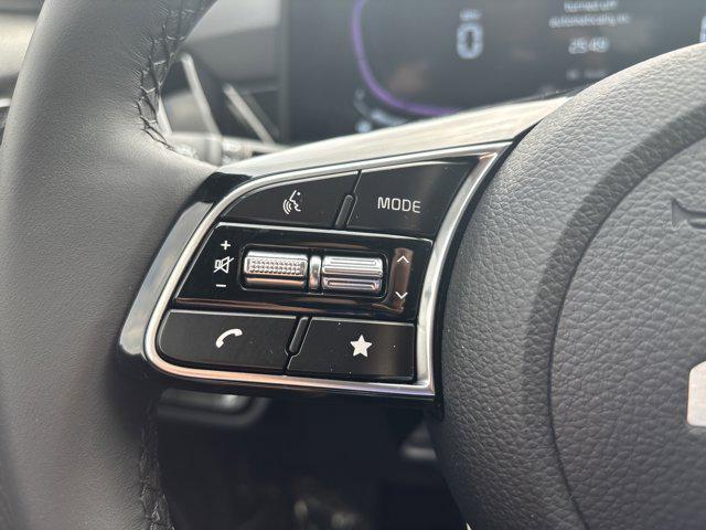 used 2025 Kia Seltos car, priced at $25,395