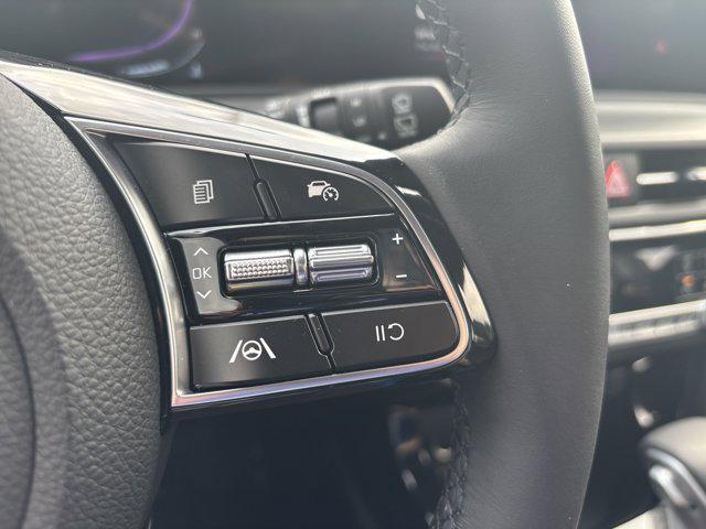 used 2025 Kia Seltos car, priced at $25,395