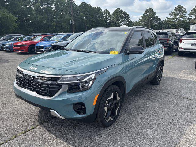 used 2025 Kia Seltos car, priced at $25,395