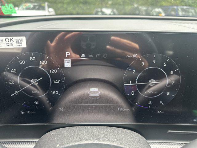 new 2025 Kia Sportage car, priced at $33,180