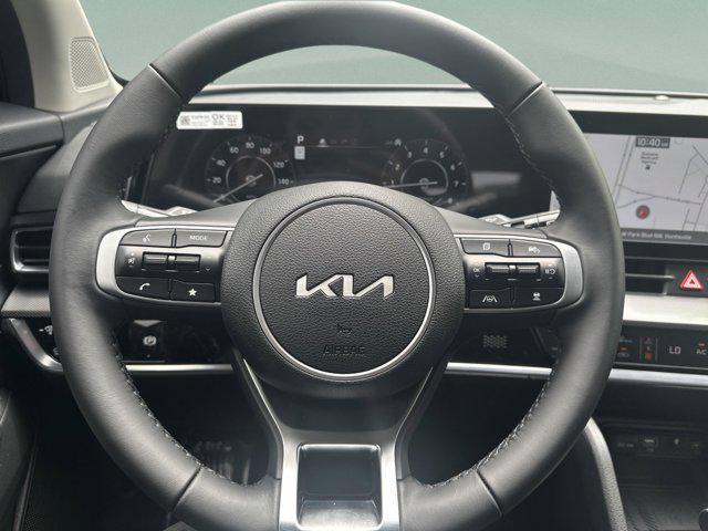 new 2025 Kia Sportage car, priced at $33,180