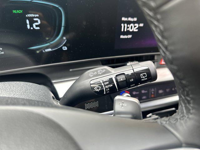 new 2025 Kia Sportage Hybrid car, priced at $33,540