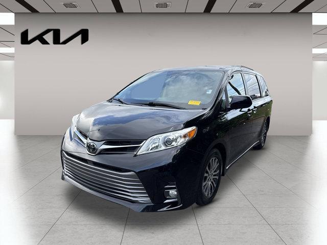 used 2020 Toyota Sienna car, priced at $26,995
