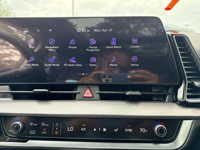 new 2025 Kia Sportage car, priced at $37,405