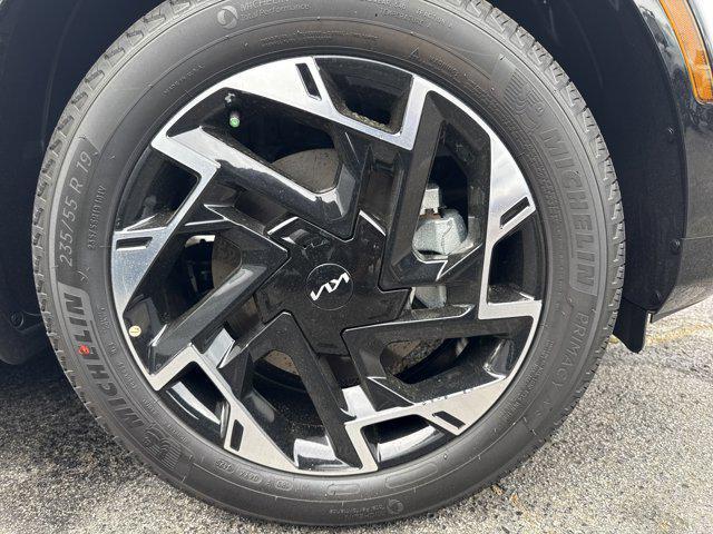 new 2025 Kia Sportage car, priced at $37,405
