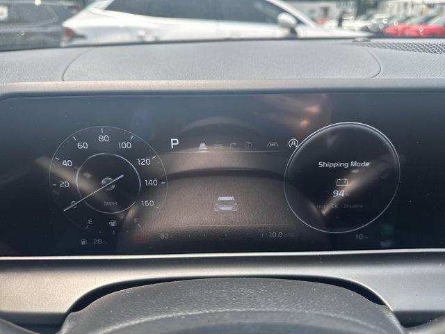 new 2025 Kia Seltos car, priced at $27,700