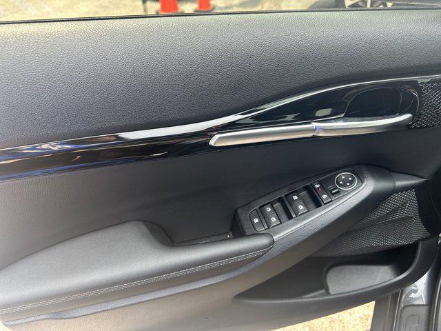 new 2025 Kia Seltos car, priced at $27,700