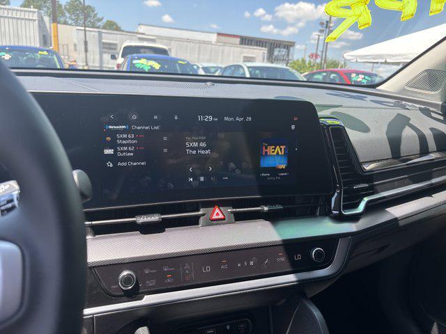 new 2025 Kia Sportage car, priced at $33,335