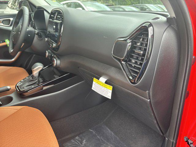 new 2025 Kia Soul car, priced at $27,300