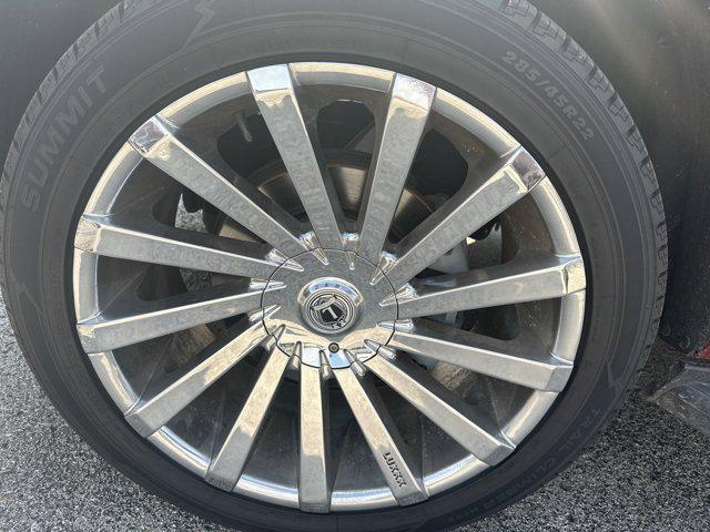 used 2018 Ford Expedition car, priced at $22,895