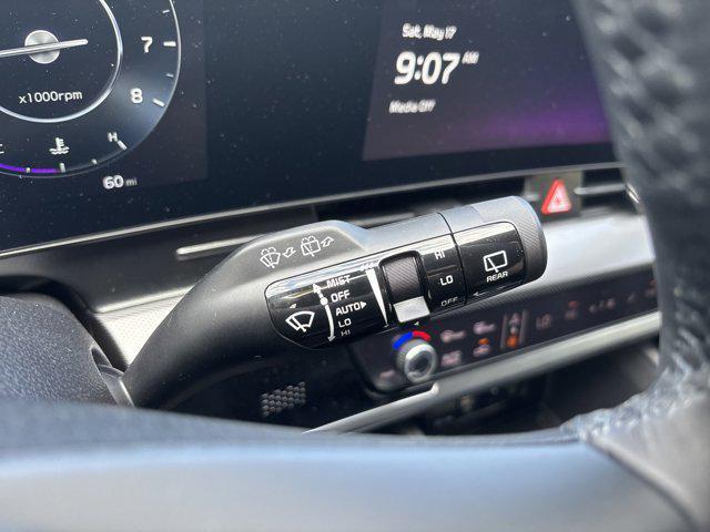 new 2025 Kia Sportage car, priced at $35,085