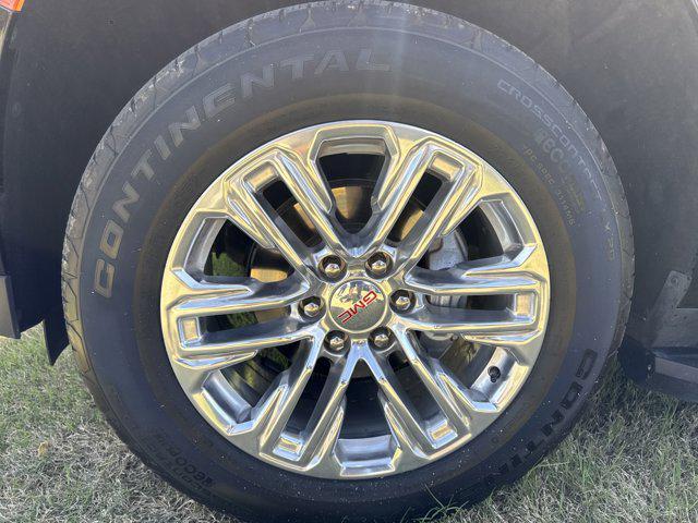 used 2022 GMC Yukon car, priced at $55,795